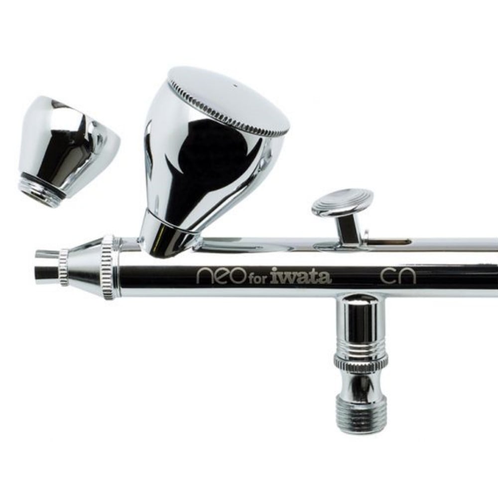Airbrush Set mit Airbrushpistole Iwata neo, Kompressor und Farben